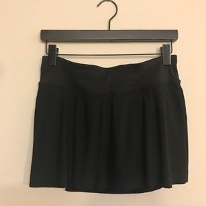 Lululemon pleated skirt